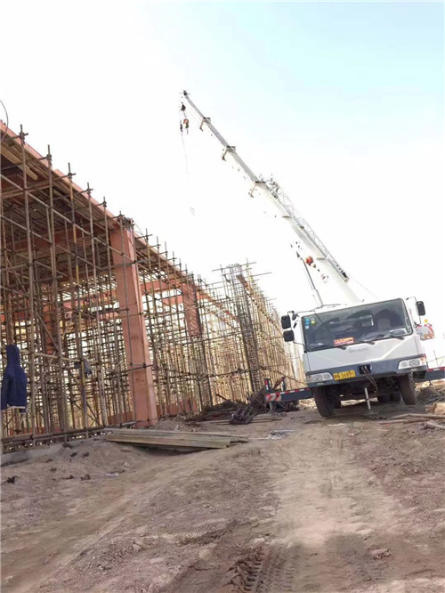 龙州县吊车作业的安全注意事项有哪些？