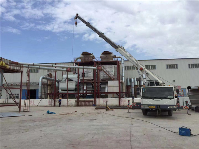 龙州县“手脚齐动”—— 吊车的 “协同作业” 技术